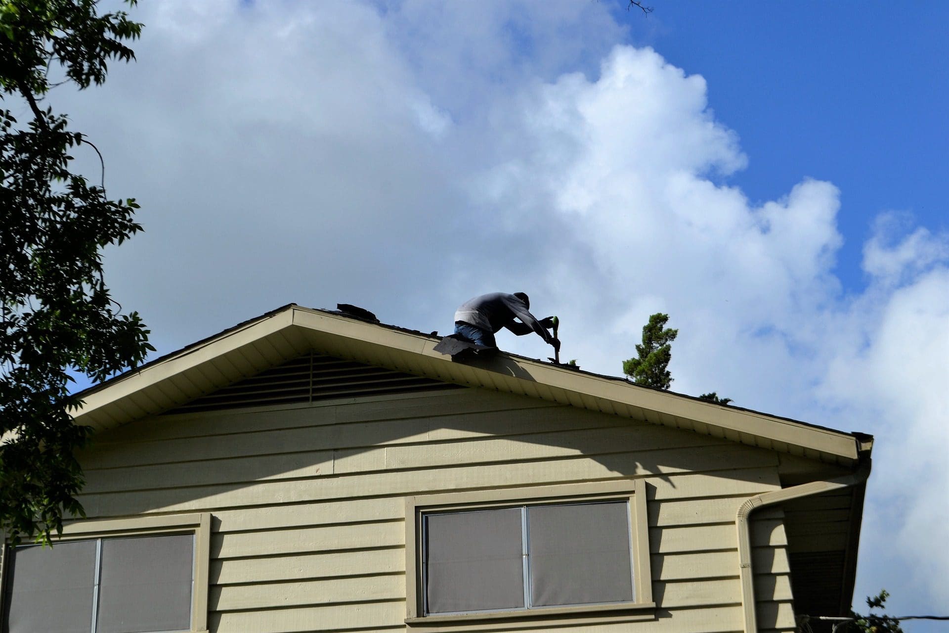 roofer little rock roofing repair sherwood jacksonville, cabot roof repair residential roofing fixing roofs professional contractor